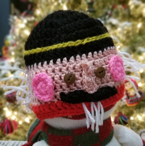 0-3 mons Nutcracker crochet hat - Picture 3 of 6